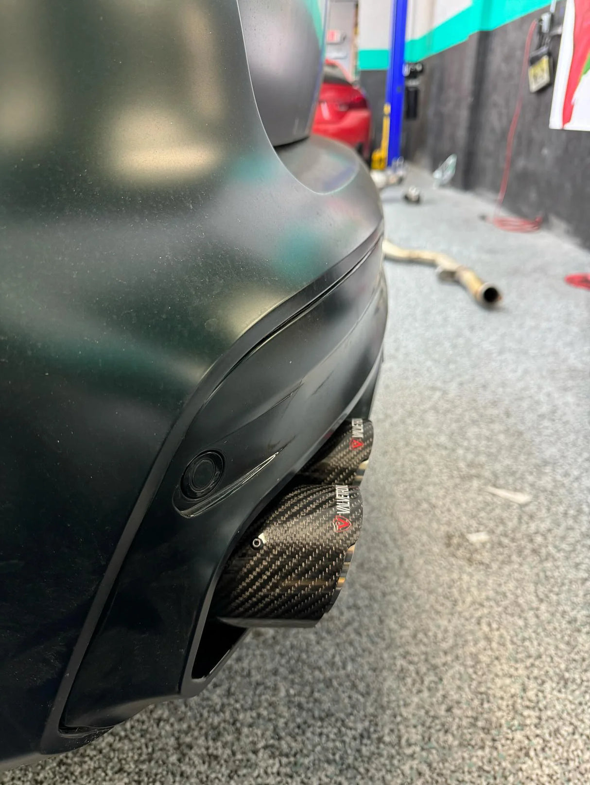 Valvetronic Designs® BMW Alpina XB7/X7 M50i/M60i Valved Sport 304SS Cat-Back Exhaust with 4" OD Tips