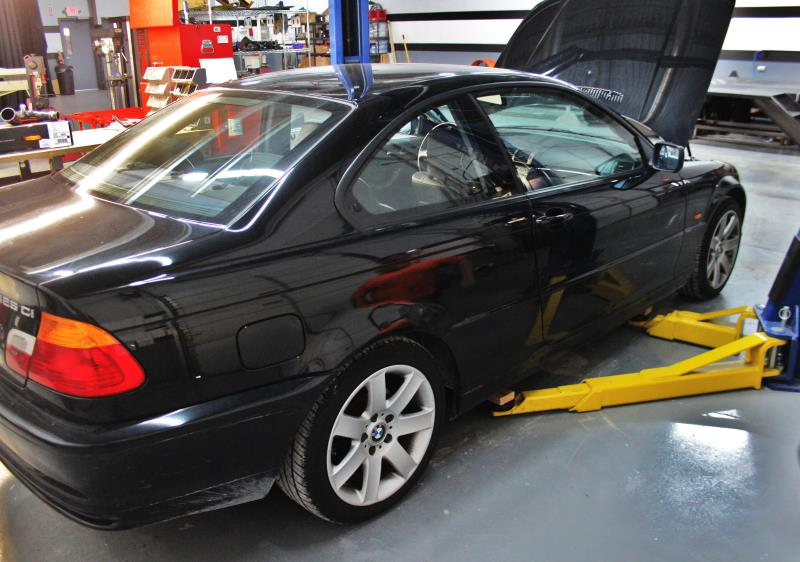 MISHIMOTO MMRAD-E46-323