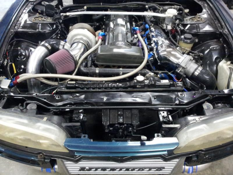 Mishimoto® Universal 24" x 12" x 4" R-Line Performance Intercooler System