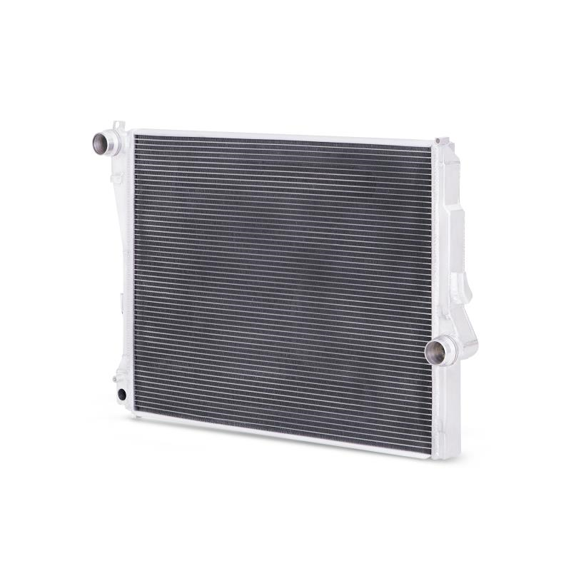 MISHIMOTO MMRAD-E46-323