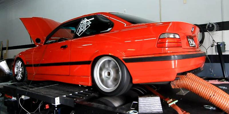 MISHIMOTO MMRAD-E36-92