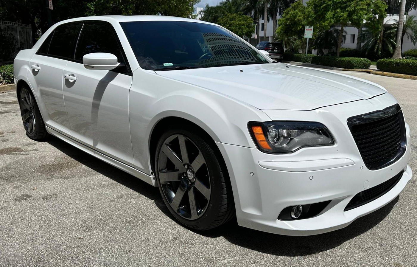 (12-14) Chrysler 300 SRT8 6.4L