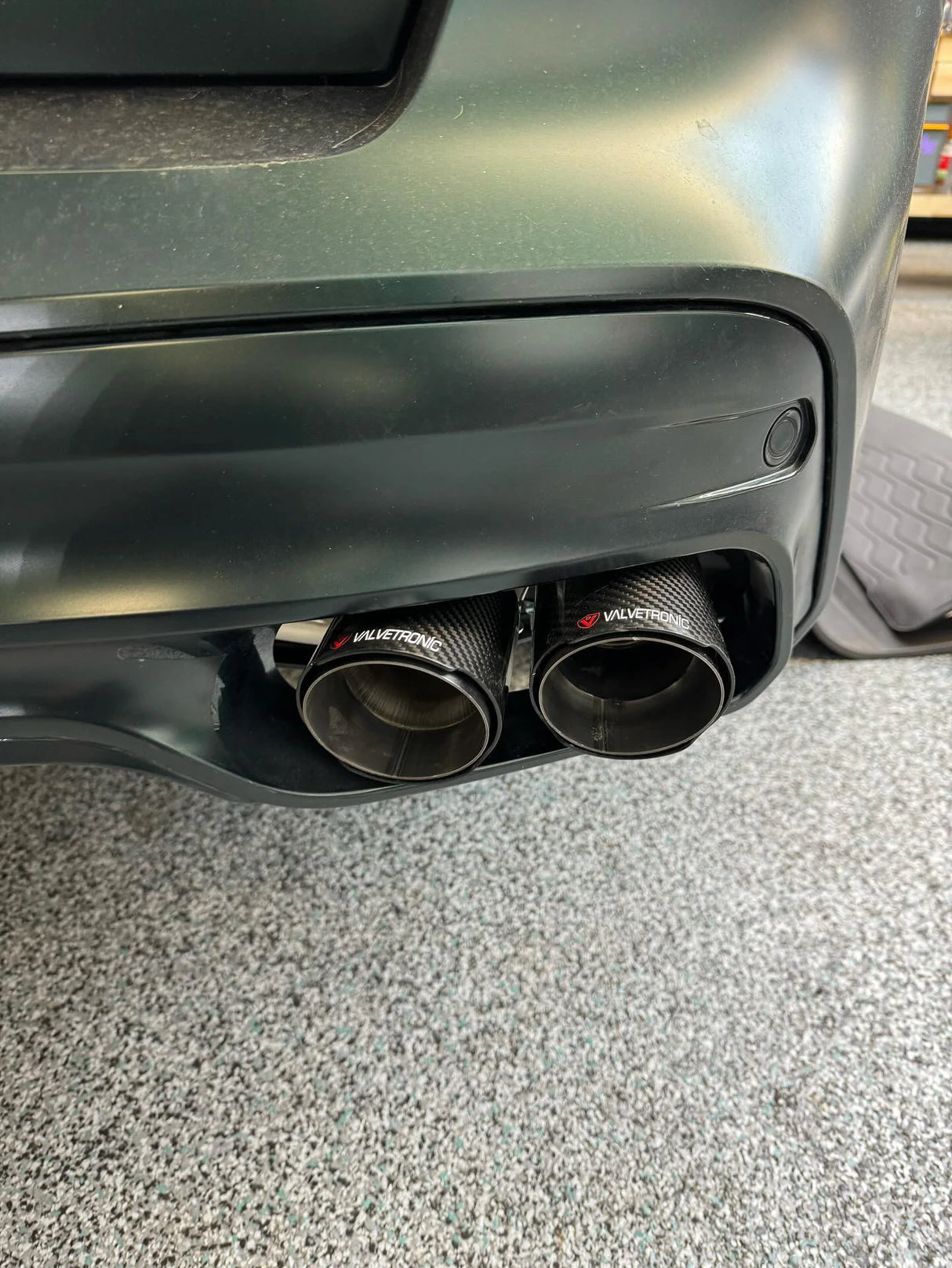 Valvetronic Designs® BMW Alpina XB7/X7 M50i/M60i Valved Sport 304SS Cat-Back Exhaust with 4" OD Tips