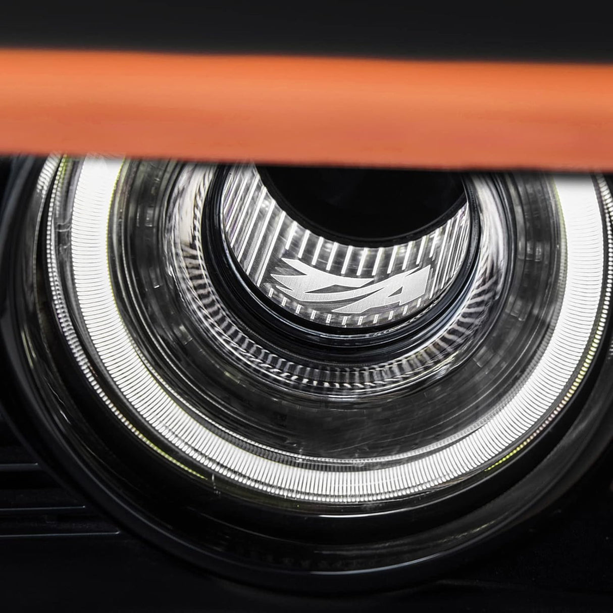 15-23 Dodge Challenger Xenon Head Lights (SXT, R/T, T/A, SRT, 392)