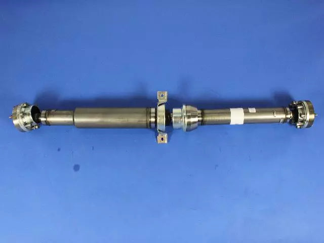 53010968AA Jeep Grand Cherokee 6.4L RWD Steel Rear Driveshaft