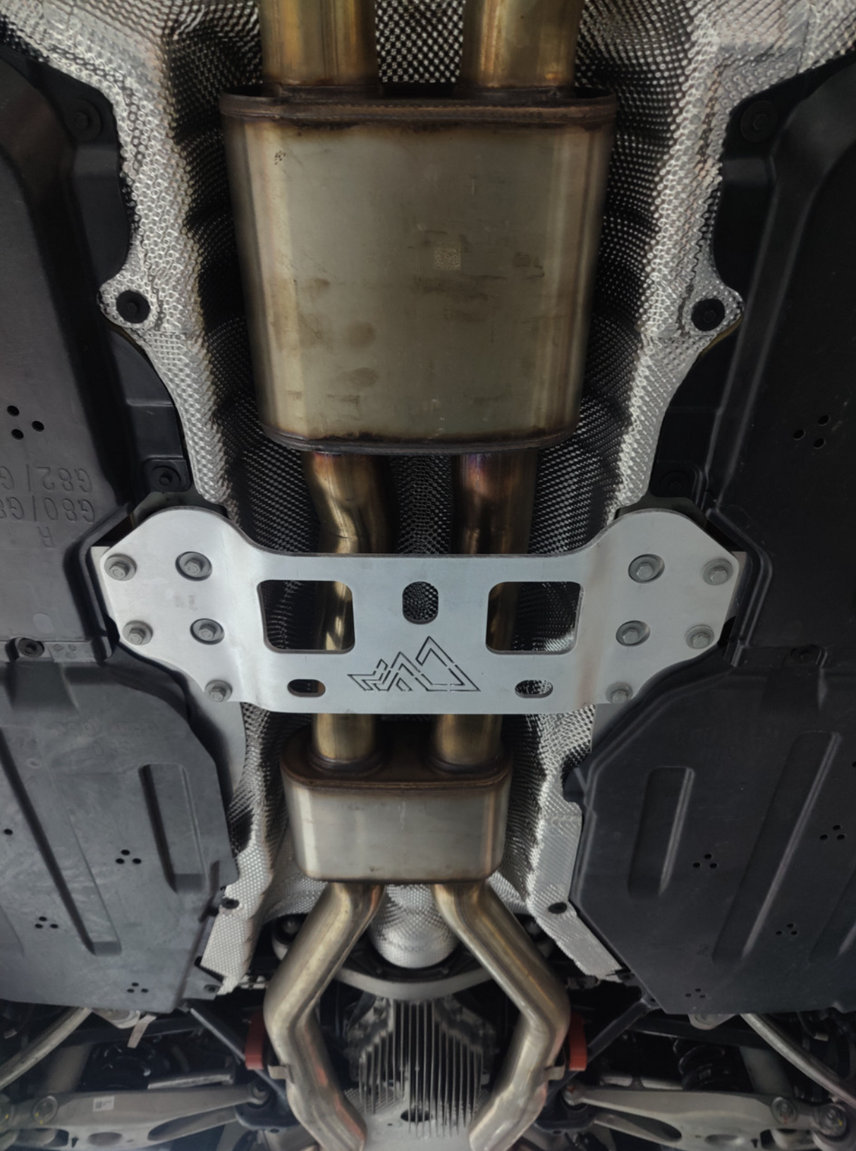 Mastery of Art & Design BMW M3/M4 G8X S58B30 Resonated Single Midpipe with Brace