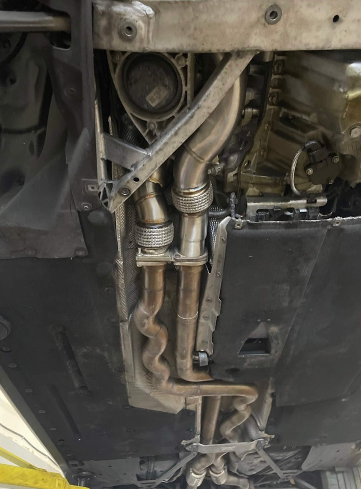 Mastery of Art & Design BMW M2C/M3/M4 S55B30 Catted Downpipes with Flex Section