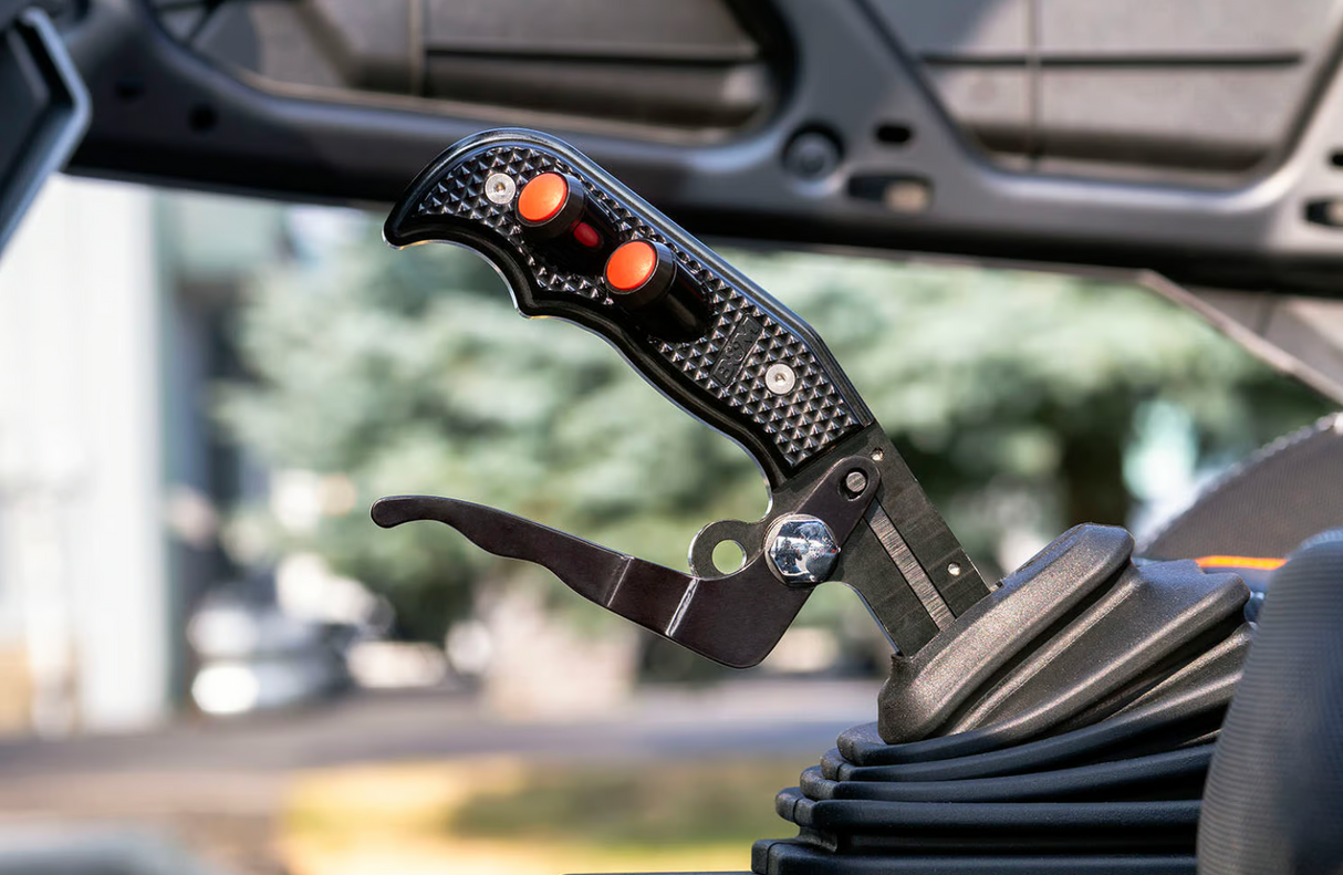 BM® #81155 XDR Off-Road Magnum Grip Side Plate Kit