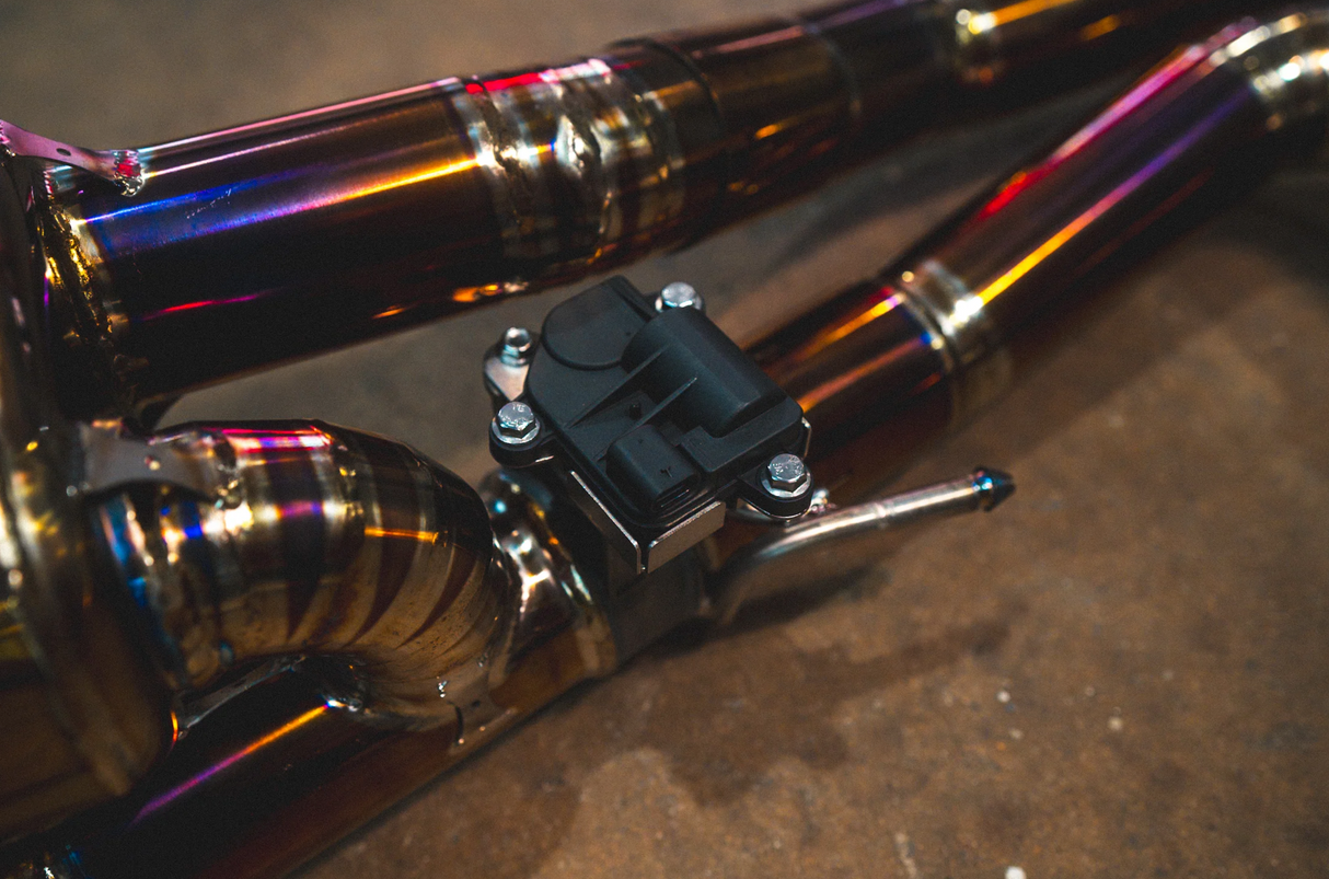 Valvetronic Designs® Lamborghini Urus Valved Titanium Cat-Back Exhaust with Quad 4" OD Tips