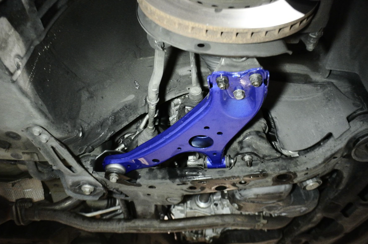 Megan Racing® (11-20) Toyota Sienna XL30 Front Lower Control Arms