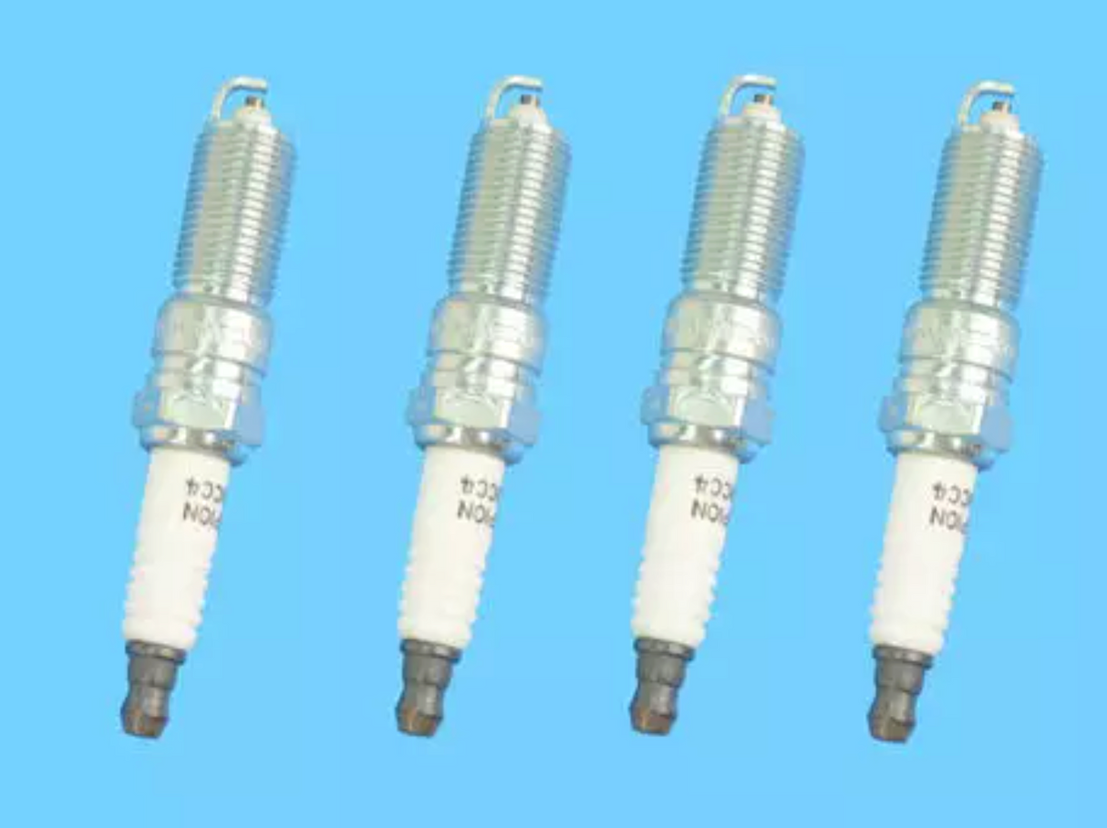 Mopar® #68303913AA (03-08) Mopar 5.7L Non-VVT HEMI Copper Core Spark Plug