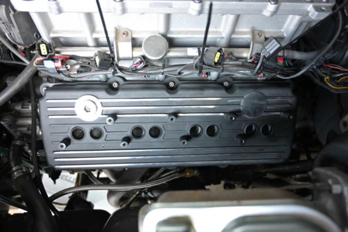 CFR Performance GEN III HEMI Hellcat Conversion Rocker Arm Valve Covers with Oil Filler Tube Holes