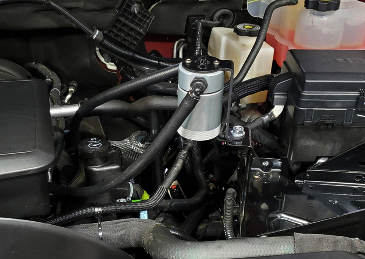 J&L® (20-24) Silverado/Sierra 2500/3500 3.0 Driver Side Oil Separator Kit