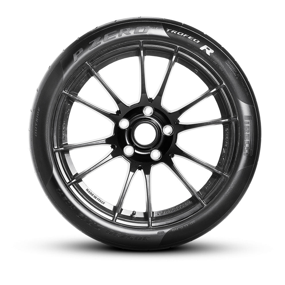 Pirelli® P ZERO™ TROFEO R