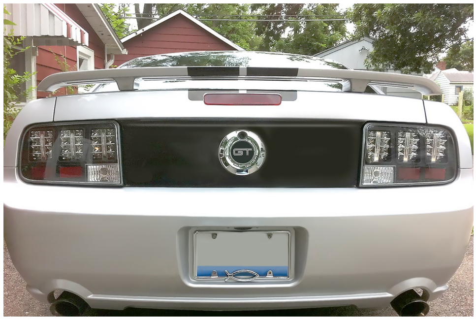 Spyder® ALT-YD-FM05-LED-BK - Black/Red LED Tail Lights 