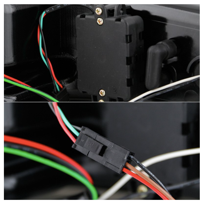 Spyder® (16-24) Camaro 6th Gen Black Sequential Fiber Optic LED Tail Lights