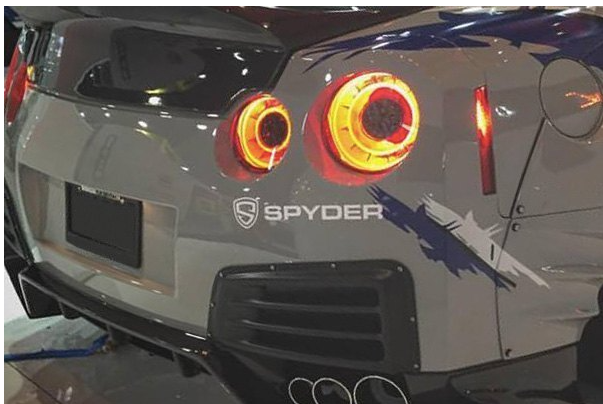 Spyder® (07-22) Nissan GT-R Chrome/Smoke LED Tail Lights